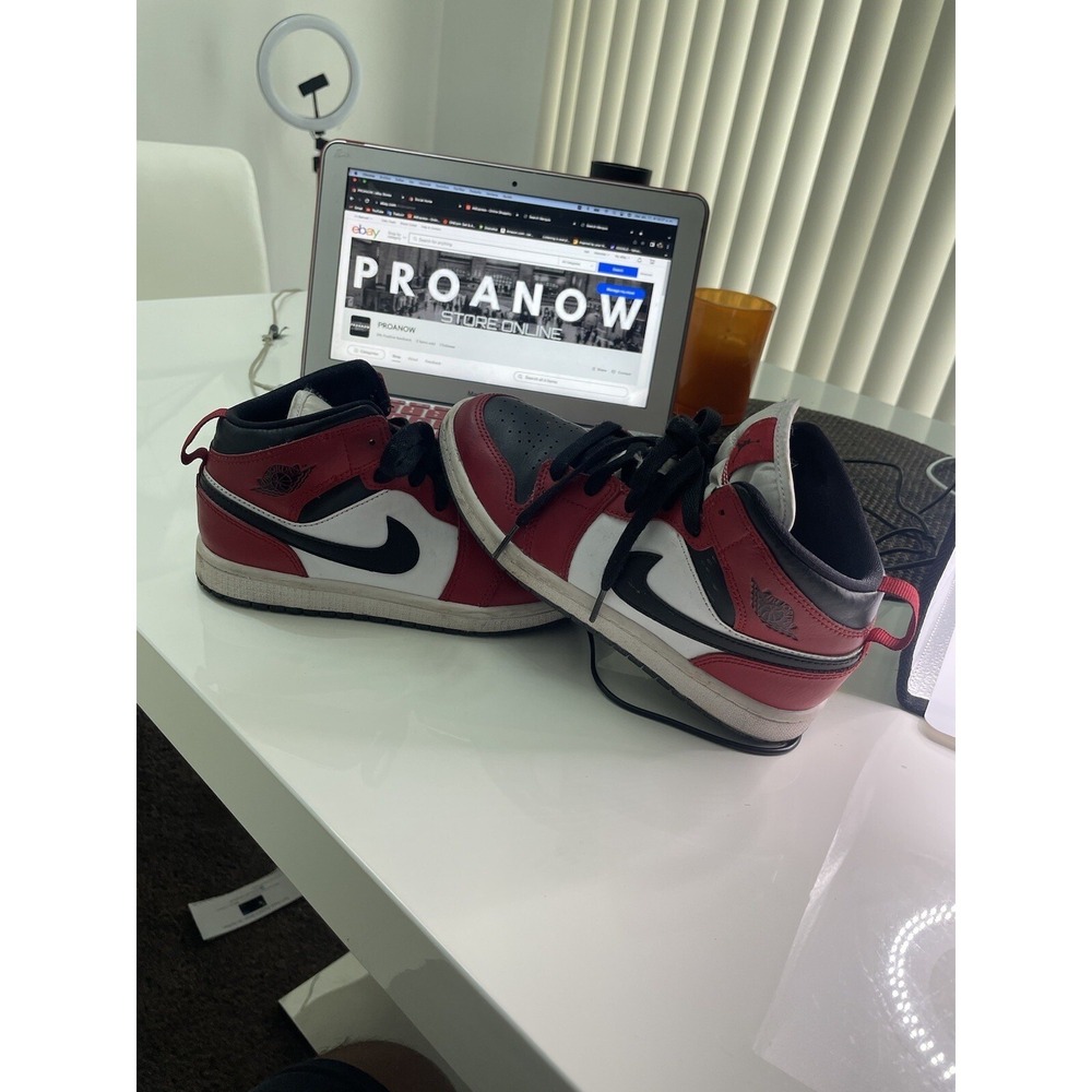- Air Jordan's Size 2.5 Y